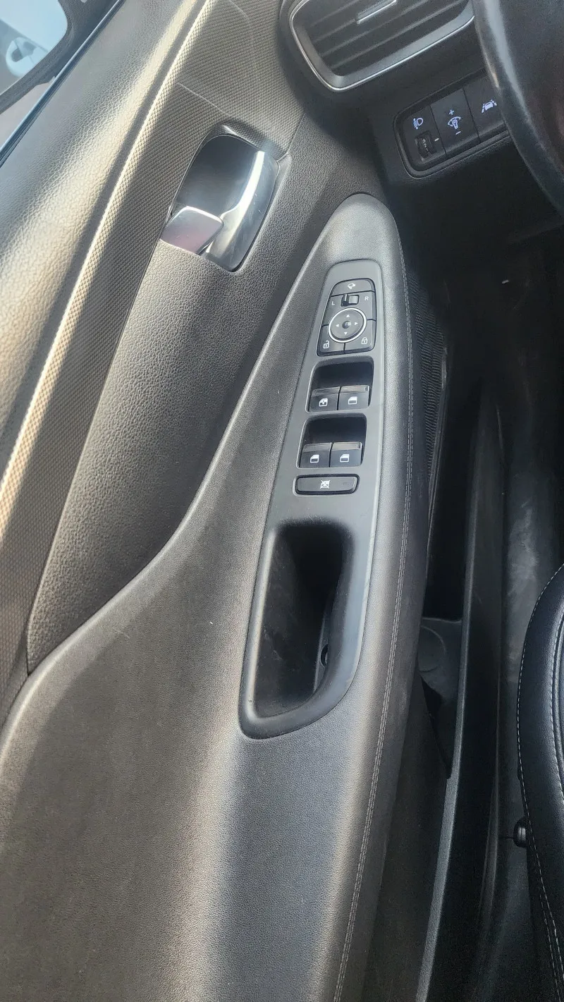 2019 Hyundai Santa Fe in Dubai