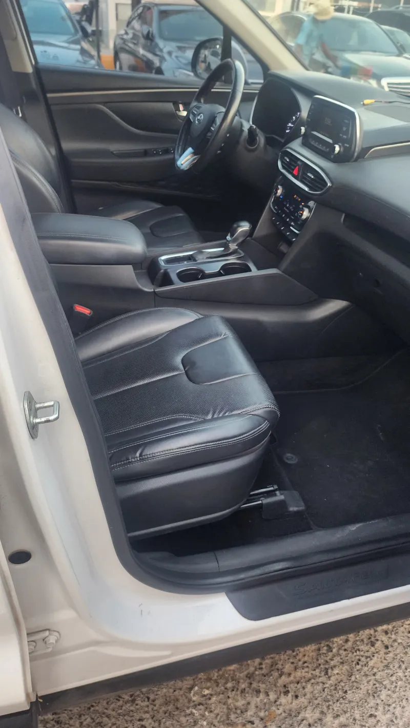 2019 Hyundai Santa Fe in Dubai
