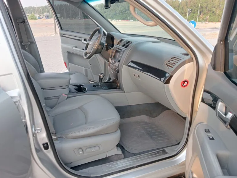 2012 Kia Mohave in Dubai
