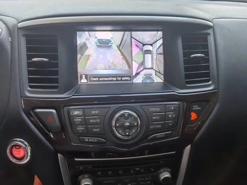 2015 Nissan Pathfinder in Dubai