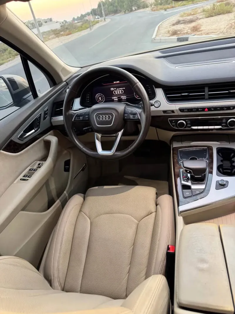 2016 Audi Q7 in Dubai