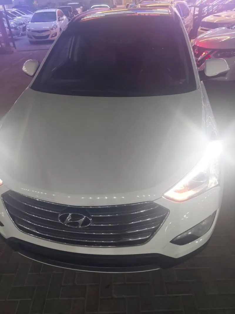 2016 Hyundai Santa Fe in Dubai