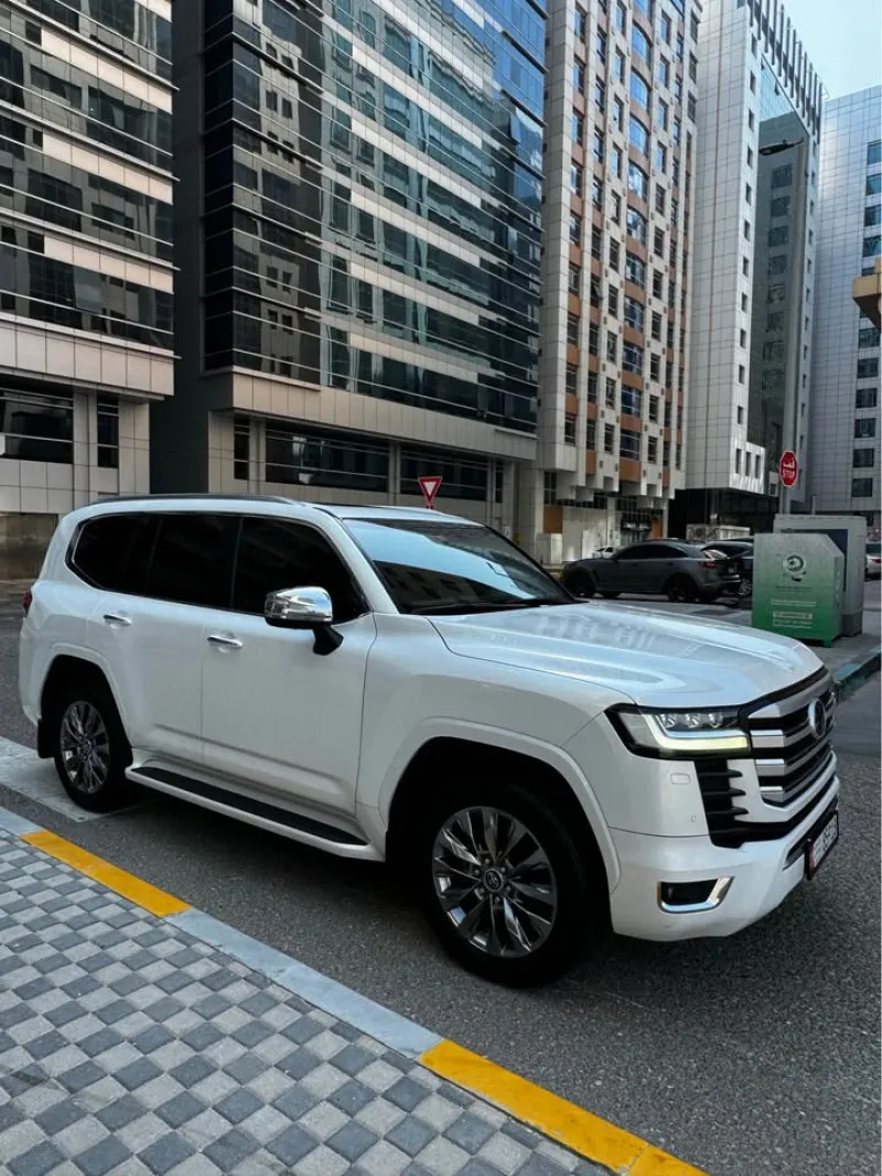2022 تويوتا لاند كروزر in Dubai