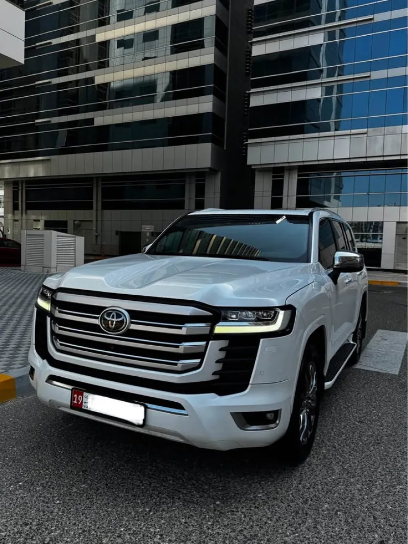 2022 تويوتا لاند كروزر in Dubai