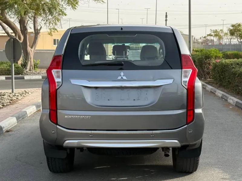 2017 Mitsubishi Montero in Dubai