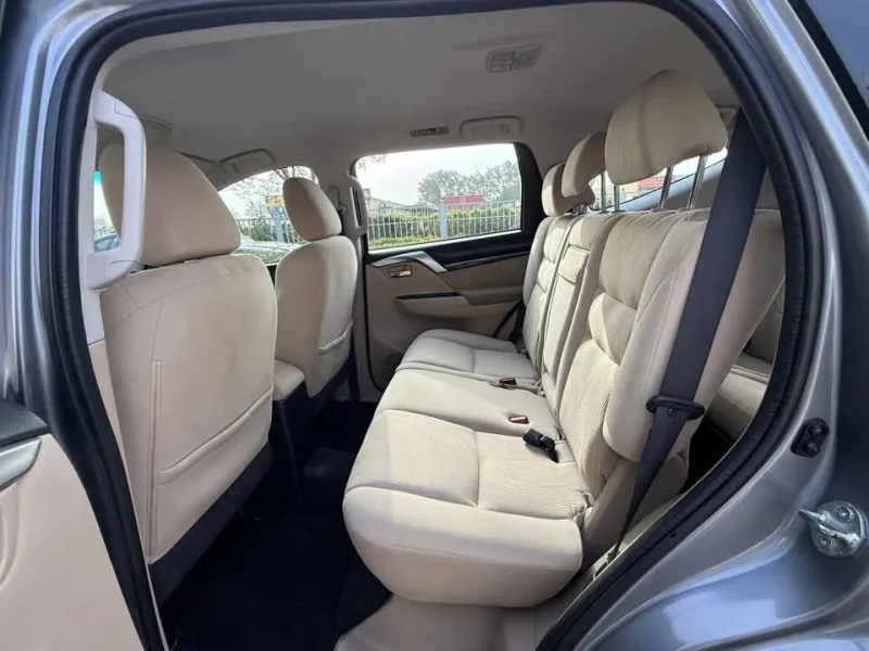 2017 Mitsubishi Montero in Dubai