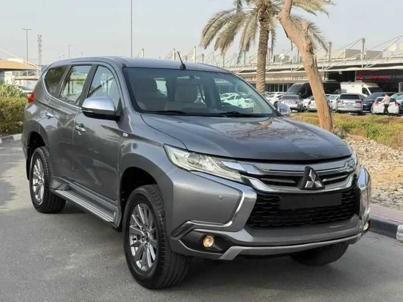 2017 Mitsubishi Montero in Dubai
