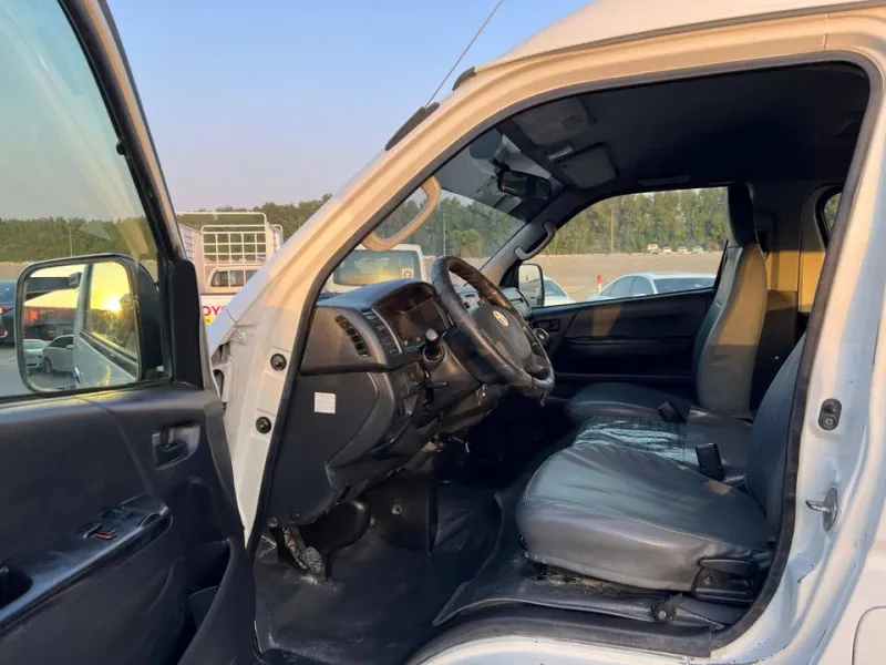 2015 Toyota Hiace in Dubai