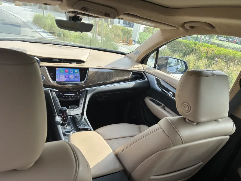 2024 Cadillac XT6 in Dubai