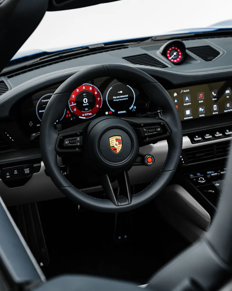 2025 بورش 911 كاريرا in Dubai