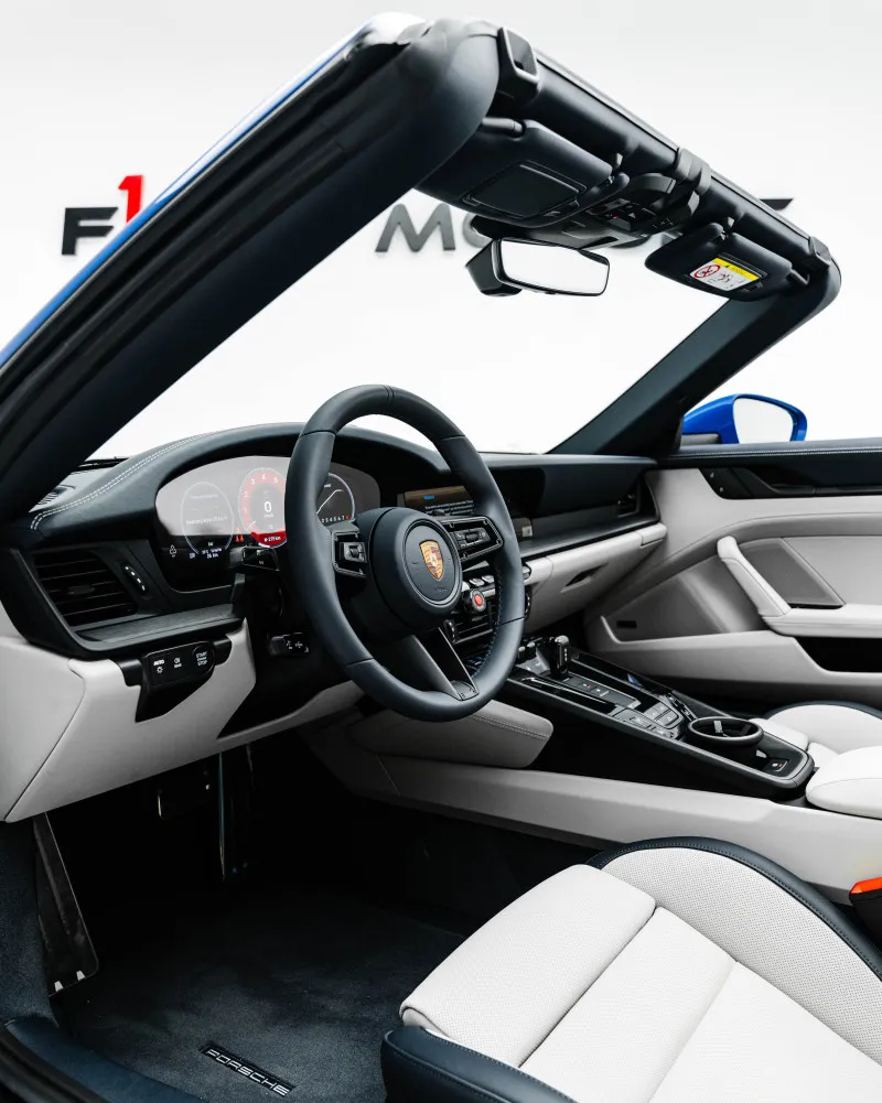 2025 بورش 911 كاريرا in Dubai