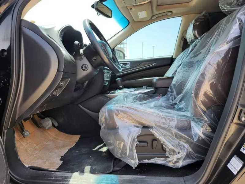 2015 Infiniti QX60 in Dubai