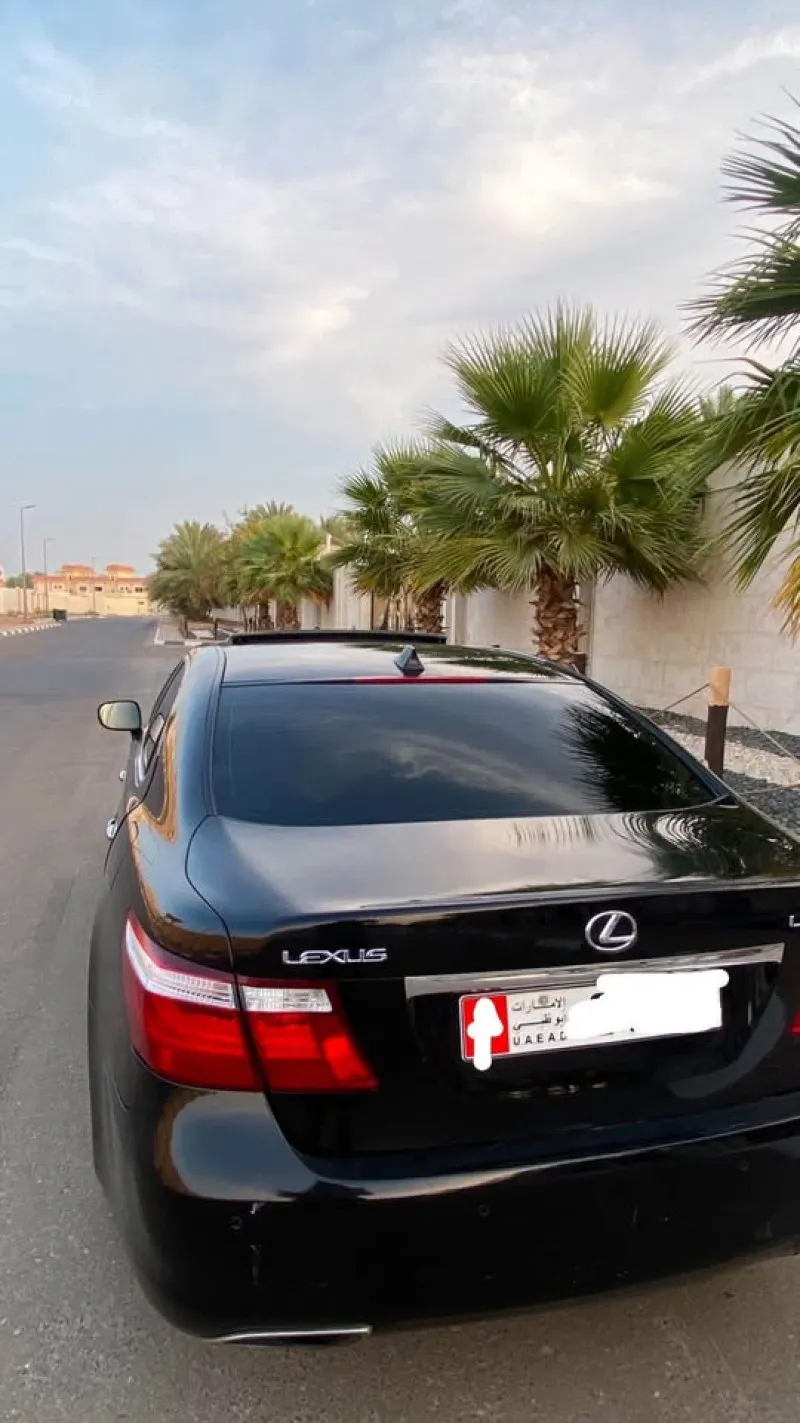 2009 Lexus LS in Dubai