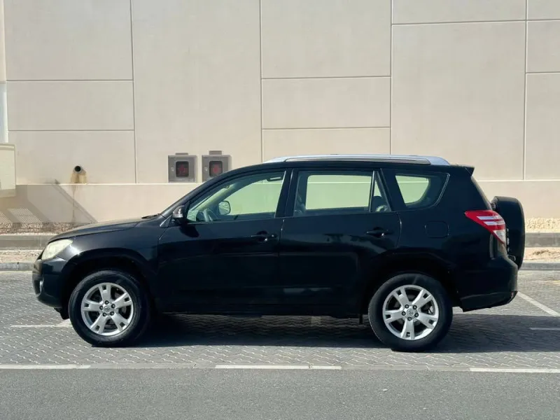 2011 Toyota Rav4 in Dubai