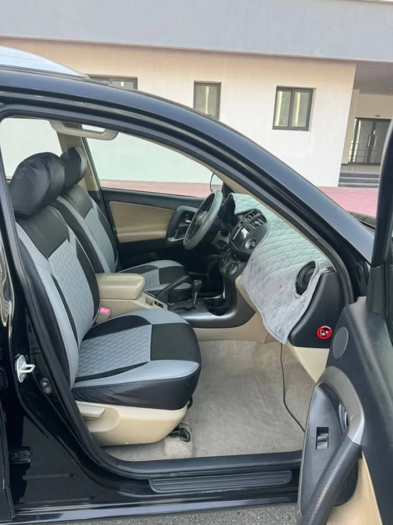 2011 Toyota Rav4 in Dubai