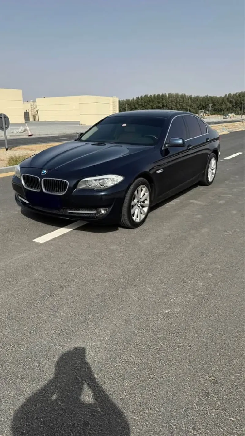 2013 بي أم دابليو الفئة - 5 in Dubai