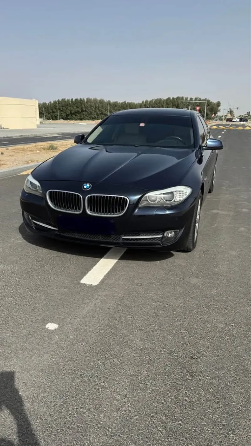 2013 بي أم دابليو الفئة - 5 in Dubai
