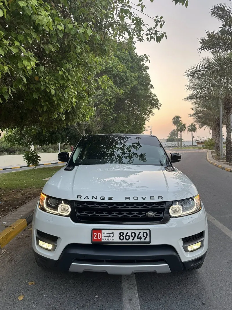2016 Land Rover Range Rover Sport in Dubai