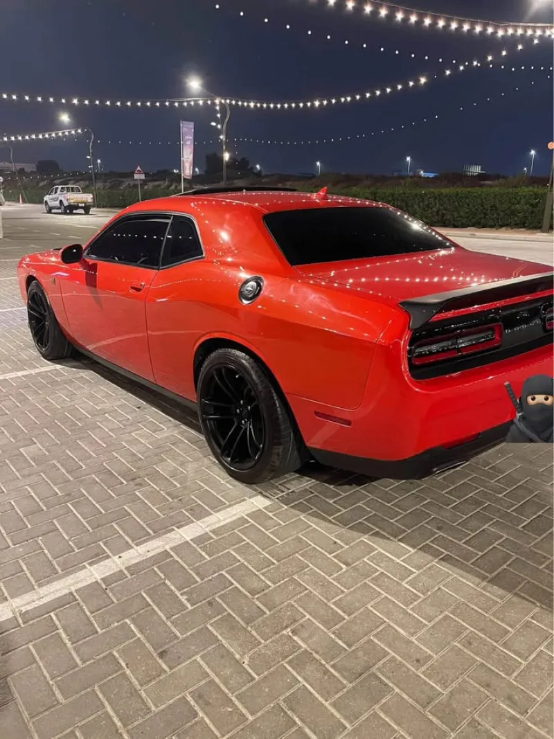 2017 دودج شالنجر in Dubai