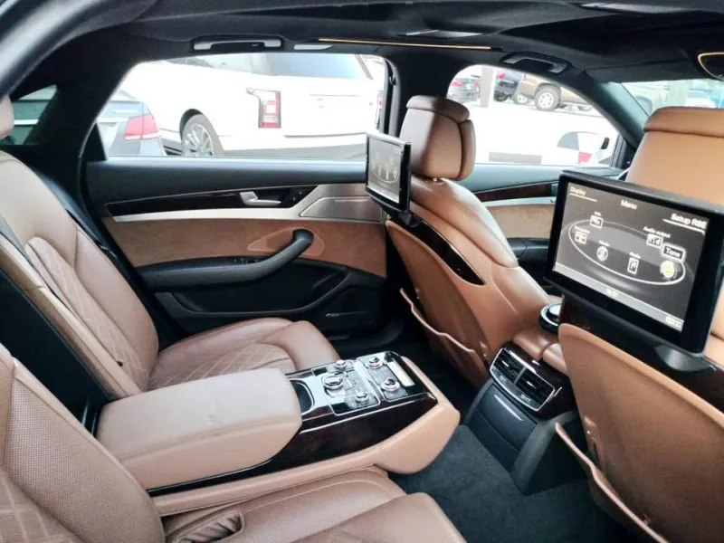 2016 Audi A8 in Dubai