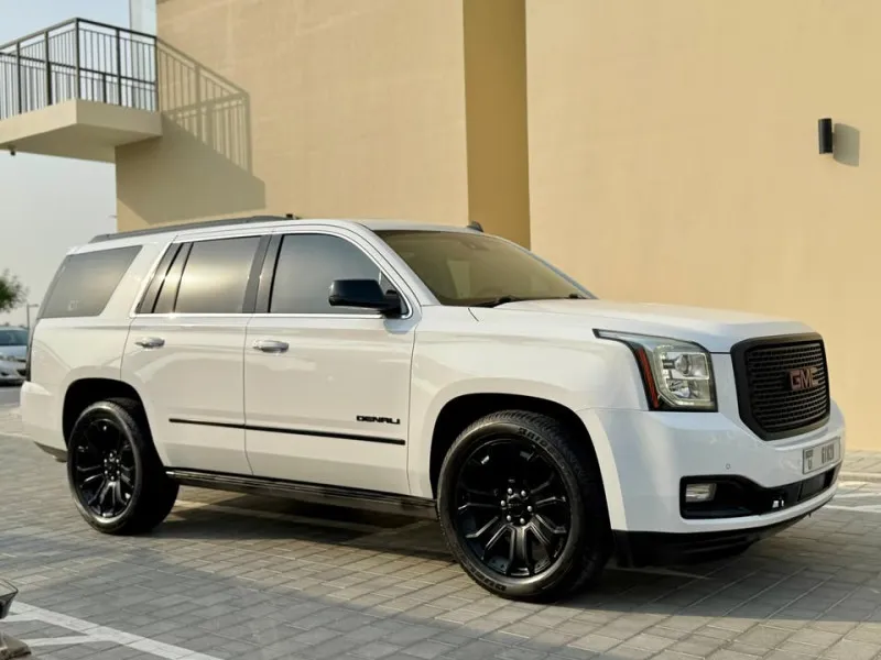 2015 GMC Yukon in Dubai