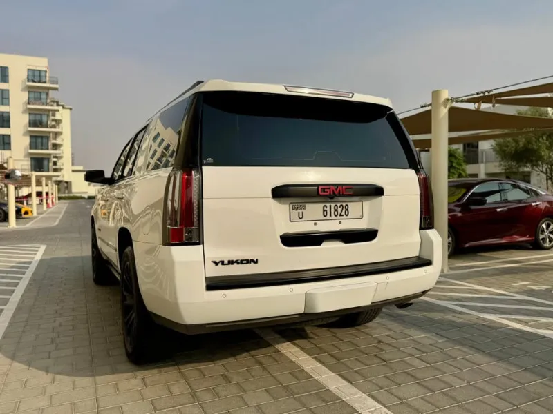 2015 GMC Yukon in Dubai