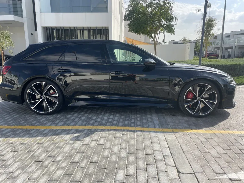 2023 Audi RS6 in Dubai