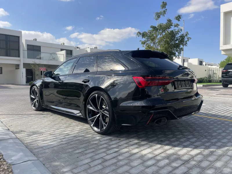 2023 Audi RS6 in Dubai