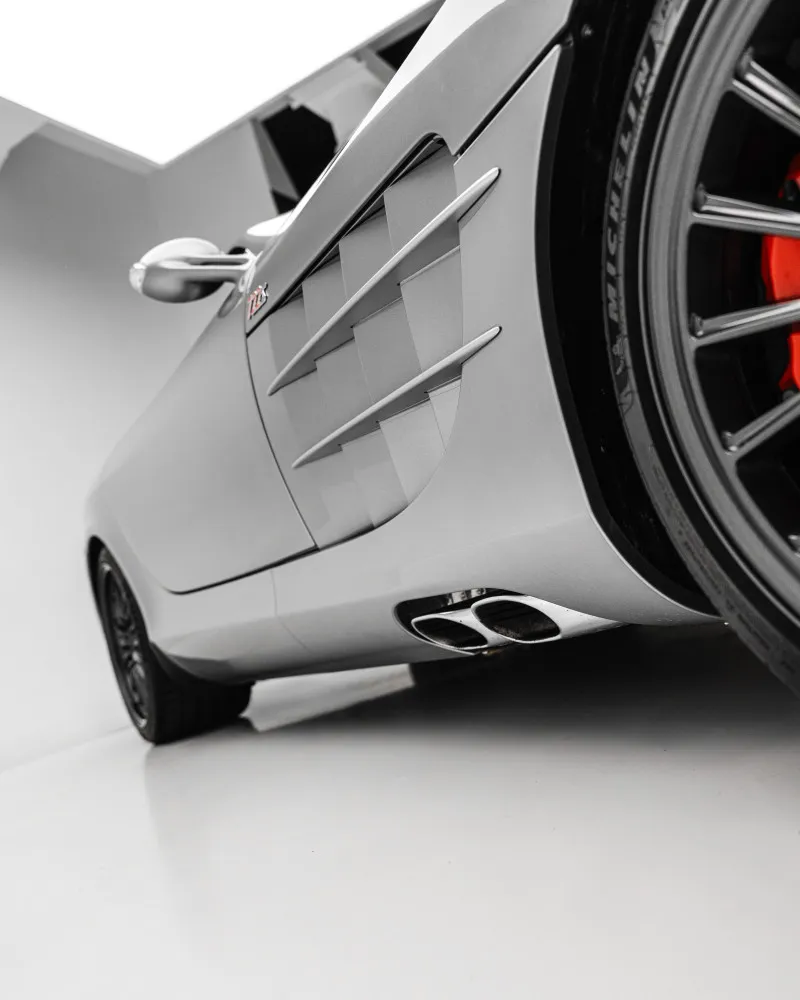 2009 Mercedes-Benz SLR in Dubai