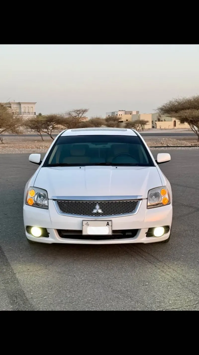 2011 Mitsubishi Galant in Dubai