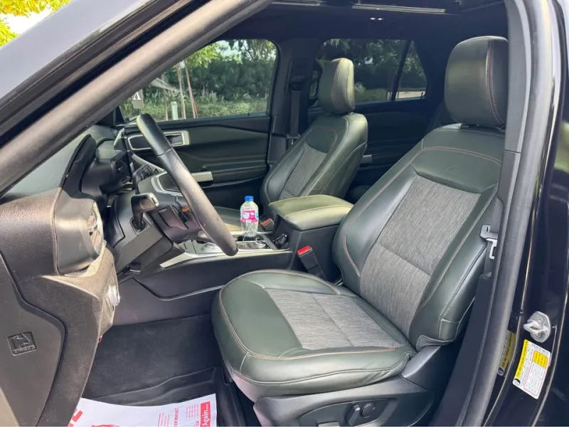 2022 Ford Explorer in Dubai