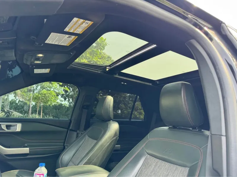 2022 Ford Explorer in Dubai