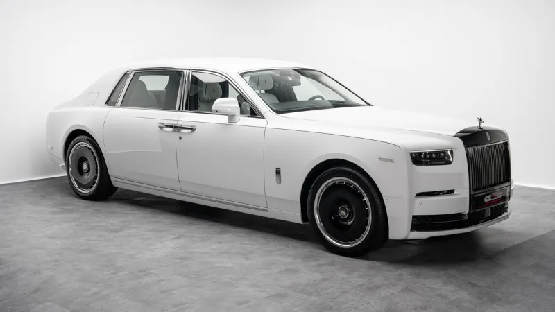 2025 Rolls Royce Phantom in Dubai