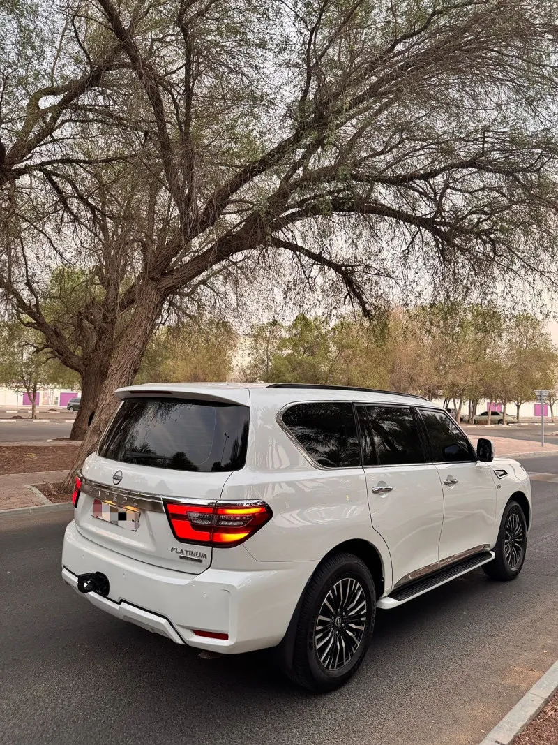 2015 نيسان باترول in Dubai