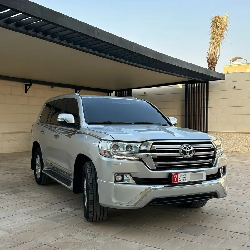 2018 Toyota Land Cruiser in Dubai