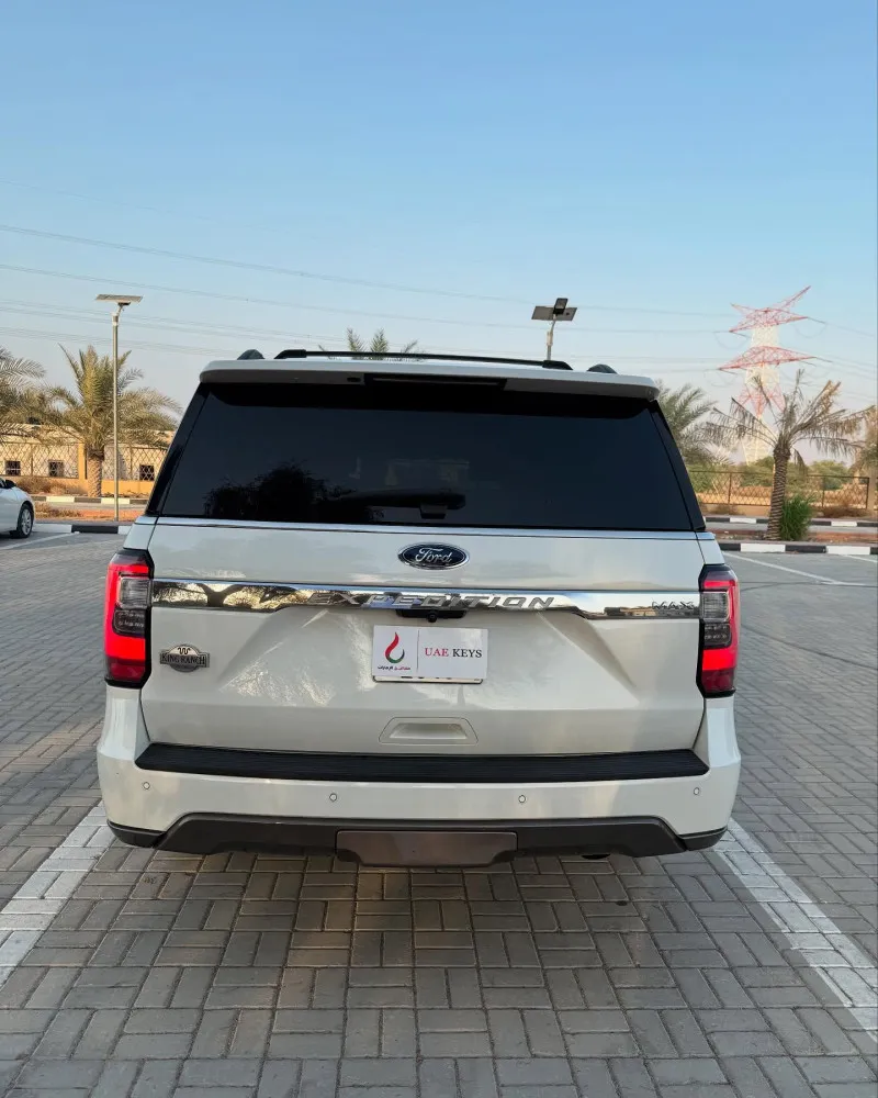 2021 فورد اكبيديشن in Dubai