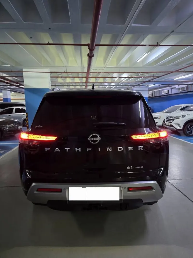 2022 Nissan Pathfinder in Dubai