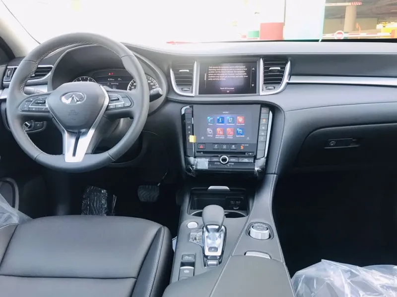 2021 Infiniti QX50 in Dubai