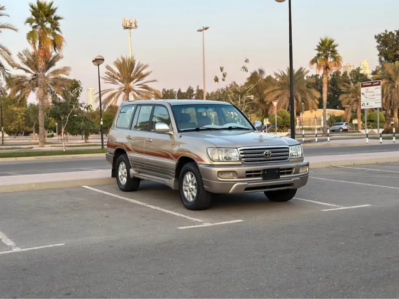 2004 Toyota Land Cruiser in Dubai