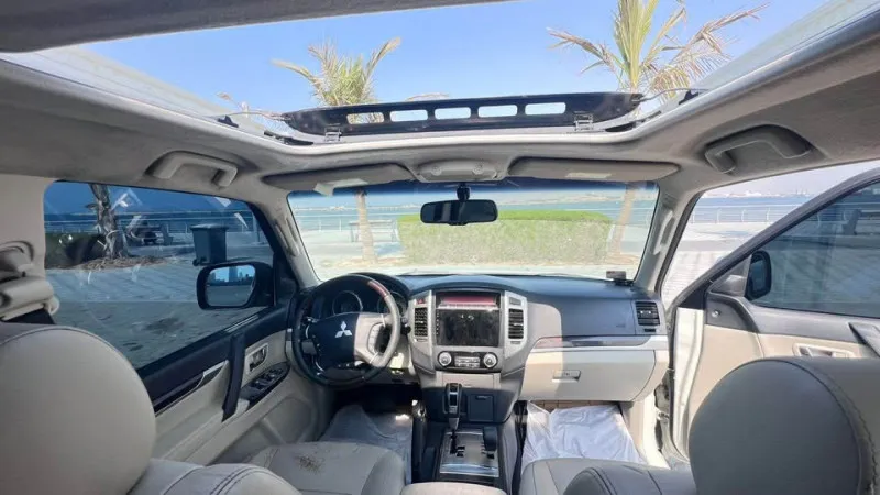 2015 Mitsubishi Pajero in Dubai