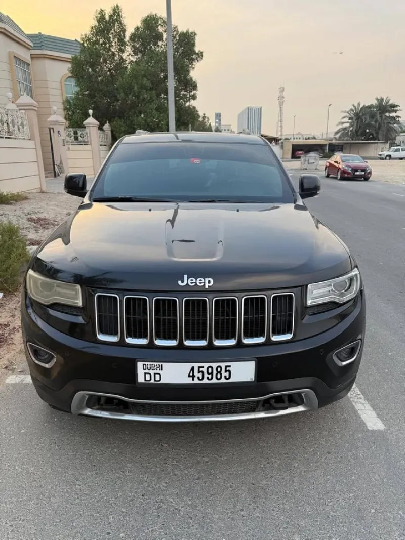 2016 Jeep Grand Cherokee in Dubai