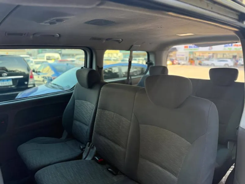 2014 Hyundai H1 in Dubai