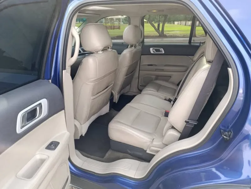 2013 Ford Explorer in Dubai