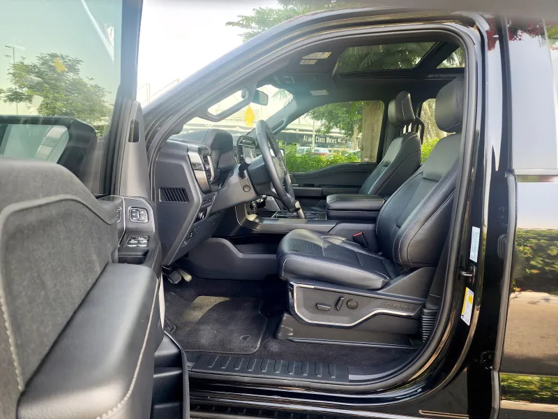2024 Ford F150 in Dubai