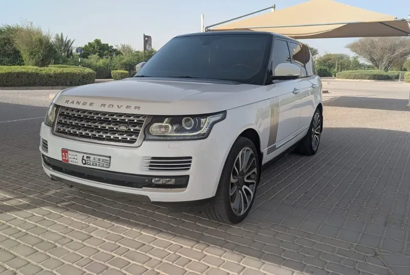 2014 Land Rover Range Rover in Dubai