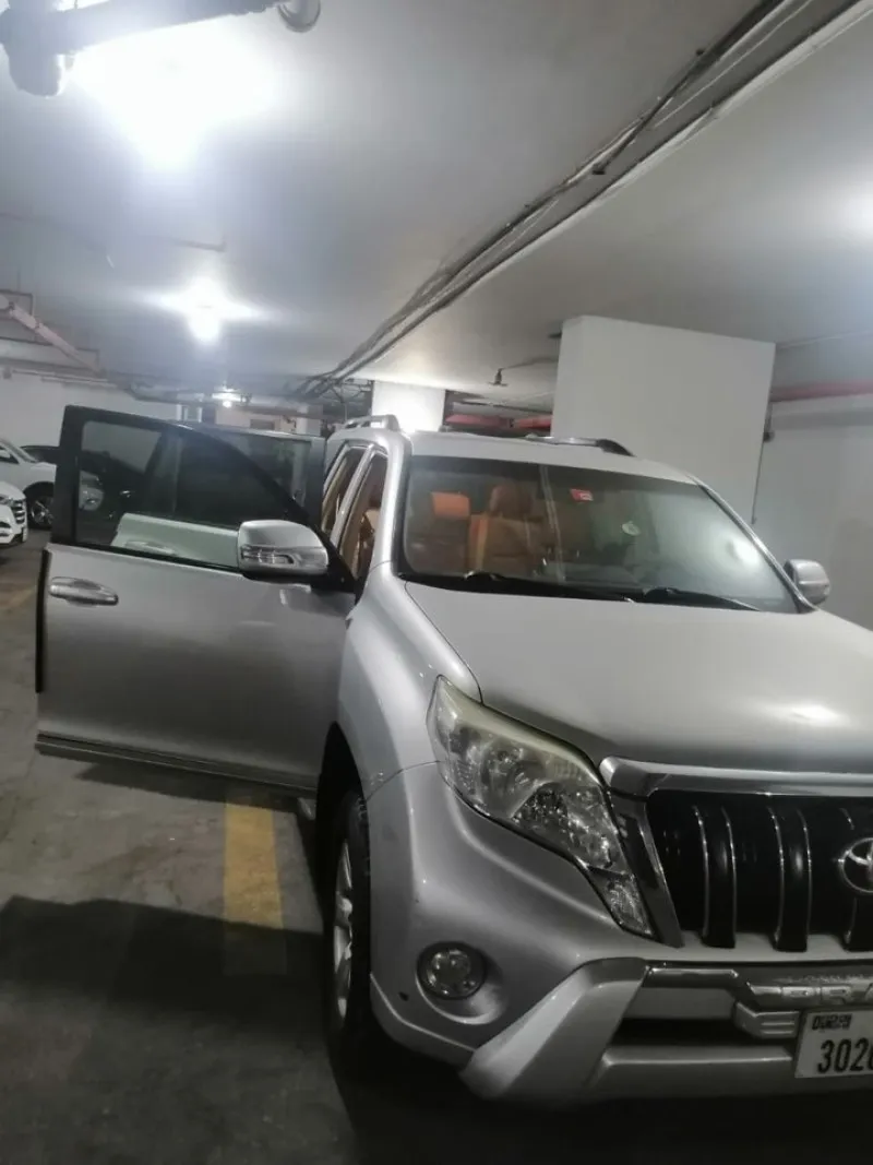 2014 تويوتا برادو in Dubai