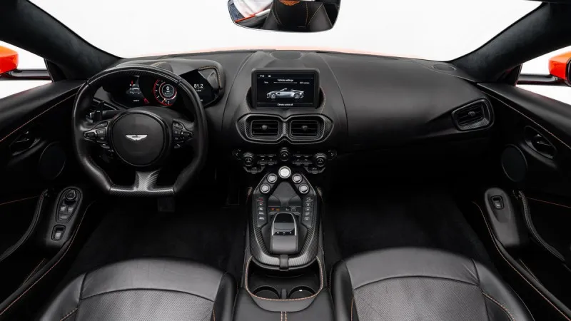 2022 Aston Martin Vantage in Dubai