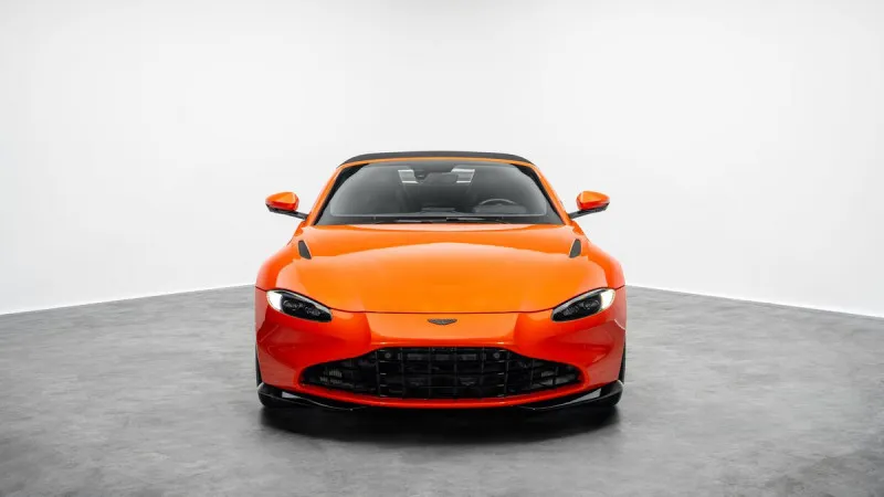 2022 Aston Martin Vantage in Dubai