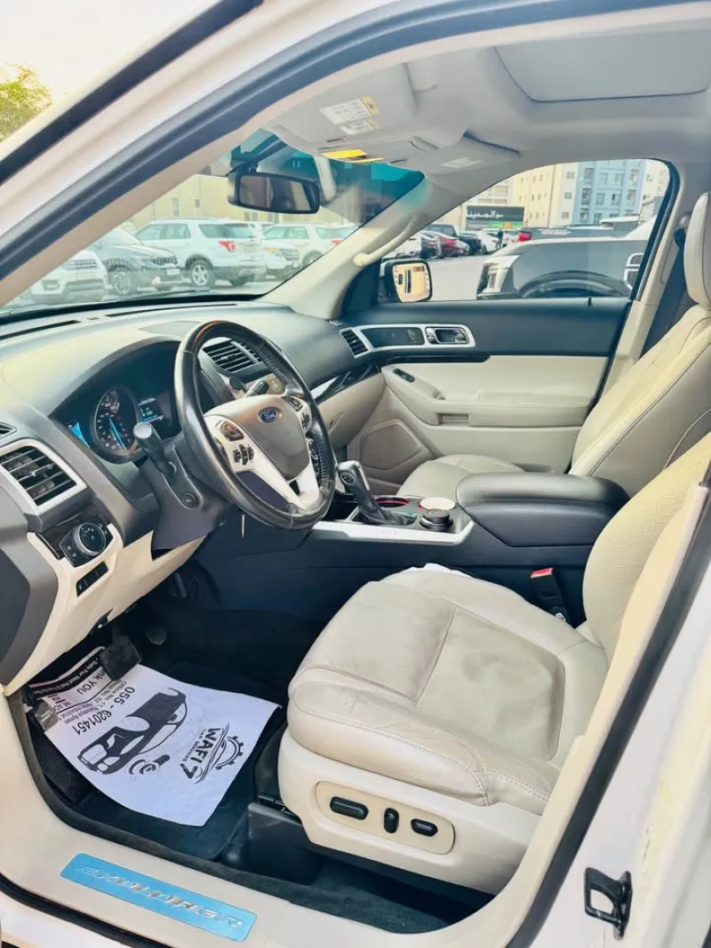2013 Ford Explorer in Dubai