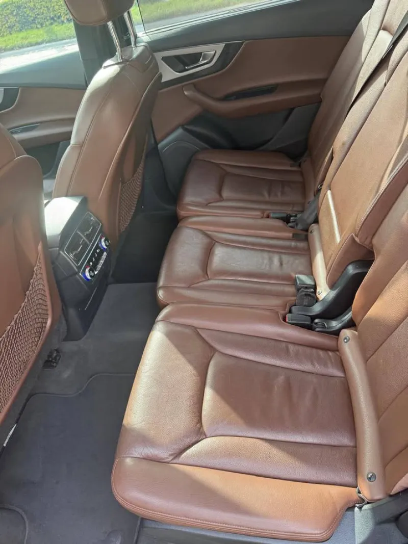 2016 Audi Q7 in Dubai